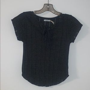 Gray Urban Outfitters crop top with tie